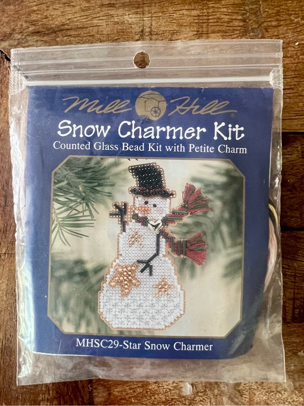 Mill Hill Star Snow Charmer Counted Glass Bead Kit MHSC29 Sealed 2001 Snowman